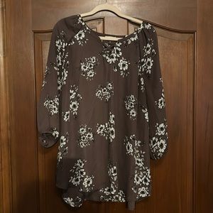 Women’s tunic type blouse
